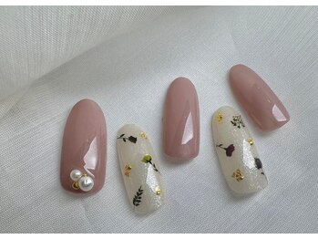 スピードネイル アンド アイ 宮交シティ店/#69 【押し花×ラメ】