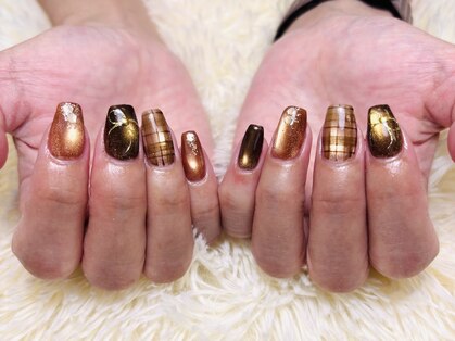 シチ ネイル(shichi nail)の写真