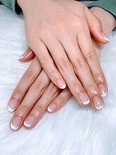 アムルーズ(Amoureuse)/フレンチネイル♪