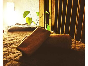 健美庵 魚町店 小倉魚町/リラックス空間の施術室