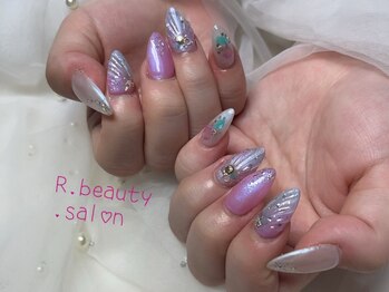 アールビューティー(R.beauty)の写真/周りと差をつける!季節感,トレンド感のあるデザインをご用意★豊富なデザインと高技術が定評のサロンです◎