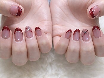 ファッシーナ(Fascina)/〇フレンチデザインネイル