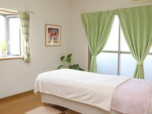 大分市の筋膜リンパサロン グリゾーン(GREzone)の雰囲気（着替え＆更衣スペースあり。仕事帰りに気軽にお越しください。）