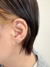 ラブリエ(La Briller)/耳ツボジュエリー（両耳10粒）