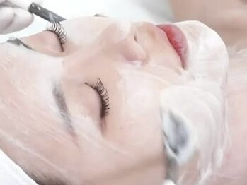 エン(O'en)の写真/《毛穴・くすみ・ざらつきケア》ダクトピールで古い角質を優しくオフ、ワントーン明るくつるんとした肌へ☆