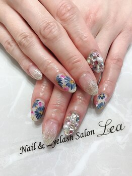 ネイルアンドアイラッシュサロン レア 千葉店(Lea)/