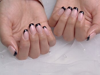 ラッキーネイル(lucky nail)/トレンドフレンチ