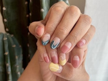 ナル(nalu)の写真/《全員自他店オフ無料★》シンプルにさりげなく季節感やトレンドをプラス♪"好き"を仕込む技ありネイル☆