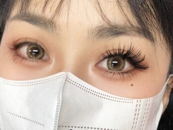 シーシーネイル 池袋店(CeCe Nail)の写真/【22時までの営業で仕事帰りにも◎】スピーディー施術でお忙しい方の美しい目元づくりをサポート★