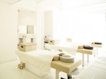 リラクゼーションサロン フラワー 上前津本店の写真/ペア来店OK★友達同士/ご夫婦/カップルなど歓迎♪高い技術力で疲れ解消！《2名以上同時施術はTELのみ受付》