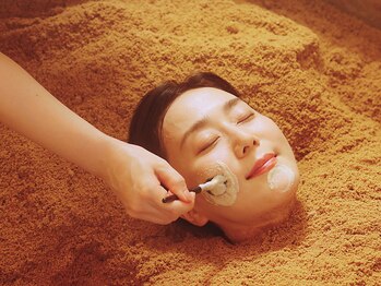 えん発酵温熱木浴 代々木上原店の写真/【内側から輝く肌へ】心地よく滝汗をかいて、透明感あふれる素肌美を◎短時間で効率よくデトックス！