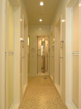 ストーンスパ スタジオソラ 栄店(stone spa studio sola)/シャワールーム