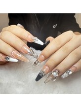 リサ(Risa)/長さ出しデザイン