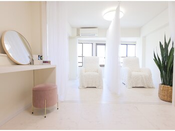 ナザリー(Nazalea)/リラックスできるサロン