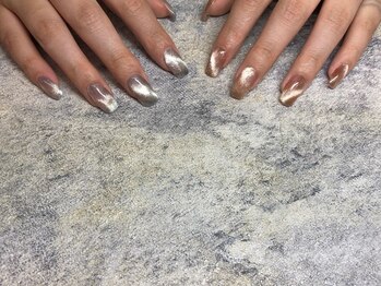 モレリア(morelia)/マグネットネイル