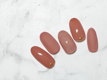 ネイルアンドアイラッシュサロン ミッタ(Mitta)/¥7700-