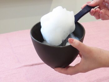 ヴィヴィオ 姫路店(Vivio)/泡パック・洗浄をします。