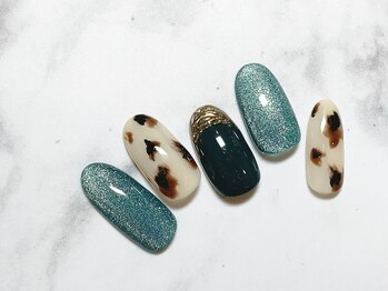 ネイルアンドアイラッシュサロン ミッタ(Mitta)/¥8400-