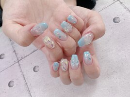 ブルーグラデーションネイル