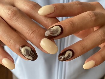 担当:上田/ニュアンスネイル