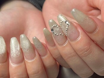 ルアナ 高槻(Luana.)/