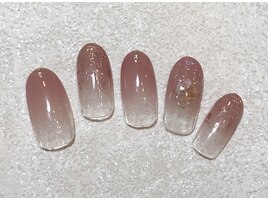 ピンクグラデーションネイル