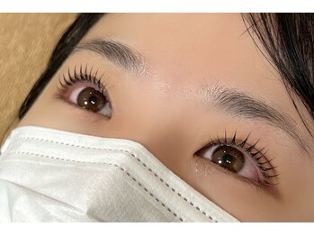 ルリアン 稲荷口/ぱっちり愛されeye