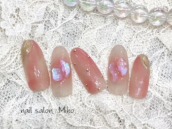 8月定額デザイン　￥7,700