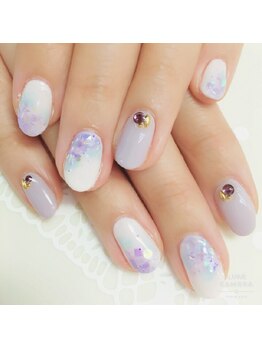 ネイルサロン ティアラリュクス 市川北口店(Tiara Luxe)/ホロネイル