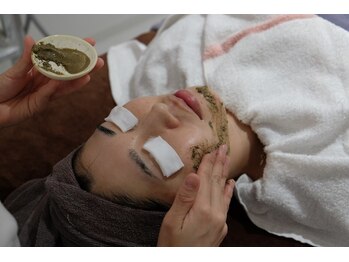 エスグレース 心斎橋(S.grace)/うる艶☆ハーブピーリング!