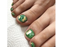 奥行きを持たせたグリーン！