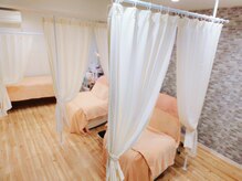 ヘアーアンドブライダル トラスト(Hair&Bridal Trust)の雰囲気(Eye Room完備♪プライベート空間での施術☆)