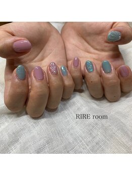 リールルーム(RIRE room)/人魚の鱗ネイル
