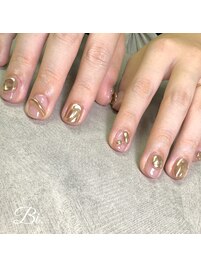 ビジューネイル