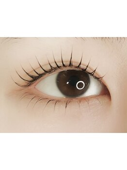 ナチュラル上品な目元にしたい