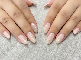 シンプル綺麗めネイル☆