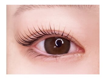 アミラ(AmiLa)/LEDマツエク/まつげパーマ専門