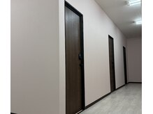 オアシス(oasis)の雰囲気（鍵付き完全個室はプライベート空間！人目を気にせず脱毛し放題）