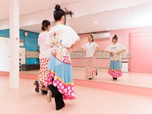 スタジオアイレ(STUDIOaire)の雰囲気（フラメンコレッスン風景です♪）
