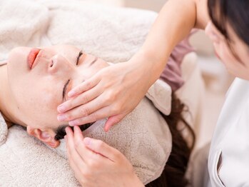 エイミー(Aimee)の写真/【フェイスラインを上向きに!】ポテンツァ×ハーブピーリングで叶える若見せスイッチ♪¥19,800→¥15,000