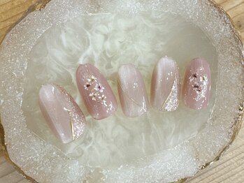 ピンキー(PINKY)の写真/【マニキュアケア&カラー¥5390/ポリッシュのみ¥2640♪】イベントや、お出かけ時だけのご利用も大歓迎です☆