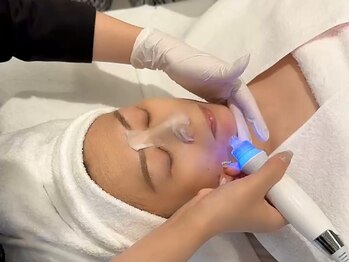 アイリスの写真/【1台でお顔＆全身ボディケア】最新機器「ハイドラプロ」導入サロン☆誰にも負けない美肌に!敏感肌の方も◎