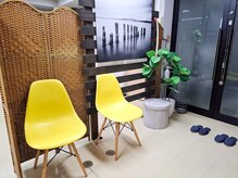まつげエクステサロン アイズ 大宮西口店(I's)/入口すぐに待合ルーム♪
