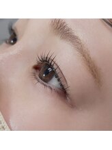 イルム ビューティー アンド ライフ(iLM beauty and life)/パリジェンヌラッシュリフト