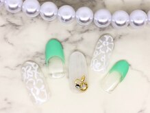 ココカラ(cocokara)/レースアートネイル♪