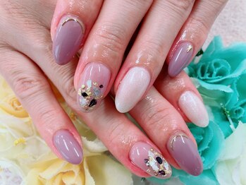 ディーネイル 京橋(D-nail)/【小山】大人シェルnail