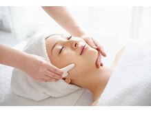 イザナイ 横浜スタジアム店(IZANAI)/お顔のカッサマッサージ