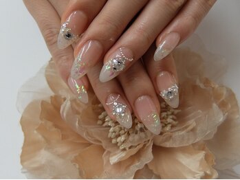 ネイルサロンミキ 横浜(MIKI)の写真/３Ｄバラ/桜/花/レース/ハート等お任せ♪さらに可愛いくしたい方にお薦め♪ブライダルシ-ズン到来!横浜駅