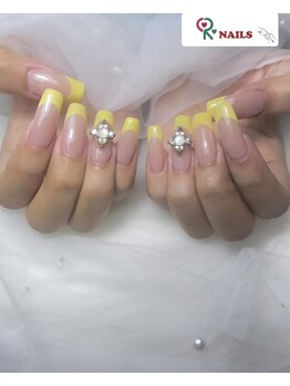 アールネイルズ(R Nails)/長さ出し10本+フレンチ
