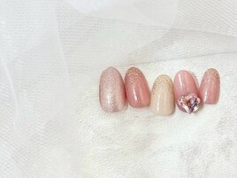 大人ガーリーマグネットネイル